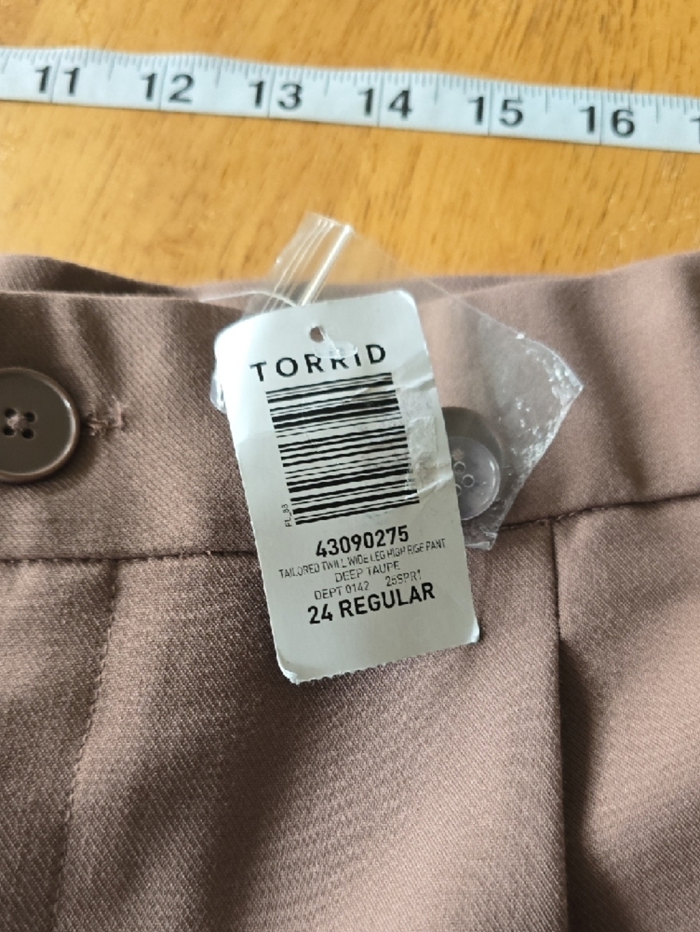 Studio By Torrid | Women's | Dress Pants | Wide Legged | Taupe | Size 24R - Picture 9 of 10
